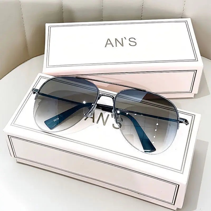 Lunettes de soleil luxueuses
