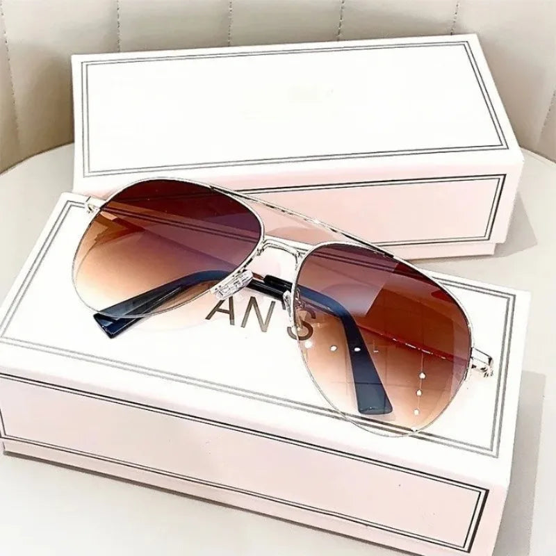 Lunettes de soleil luxueuses