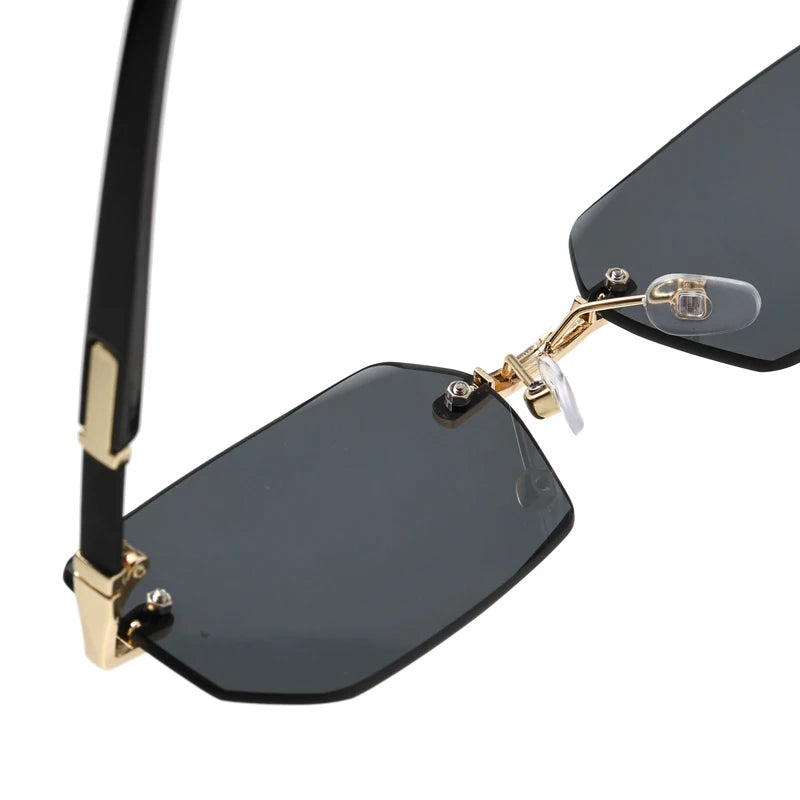 Lunettes de soleil luxueuses