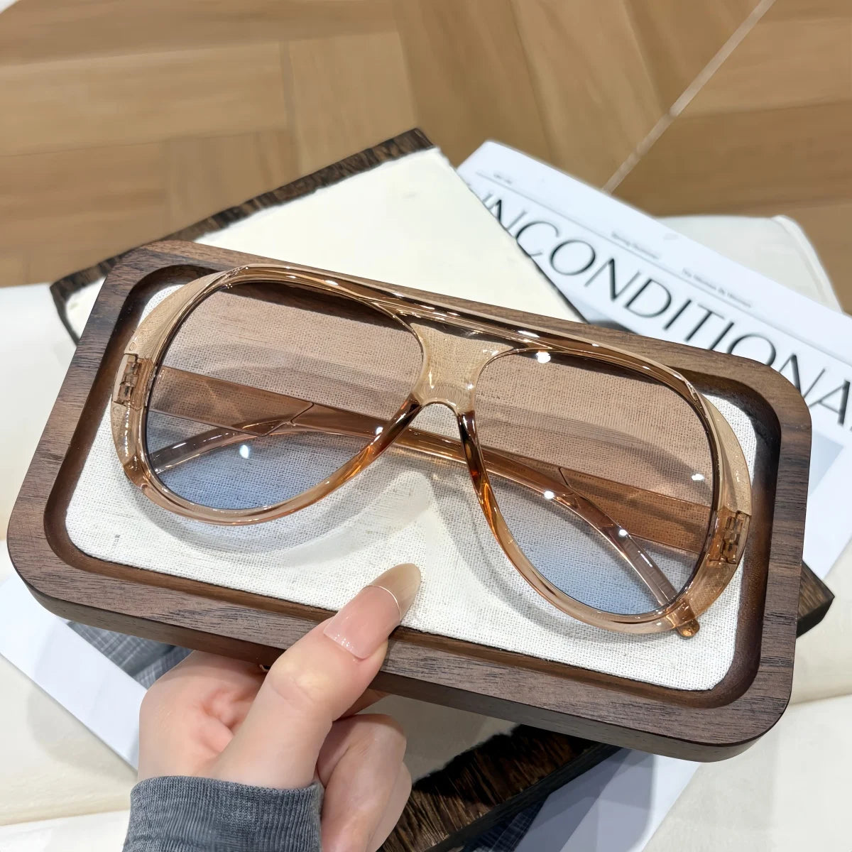 Lunettes de soleil luxueuses