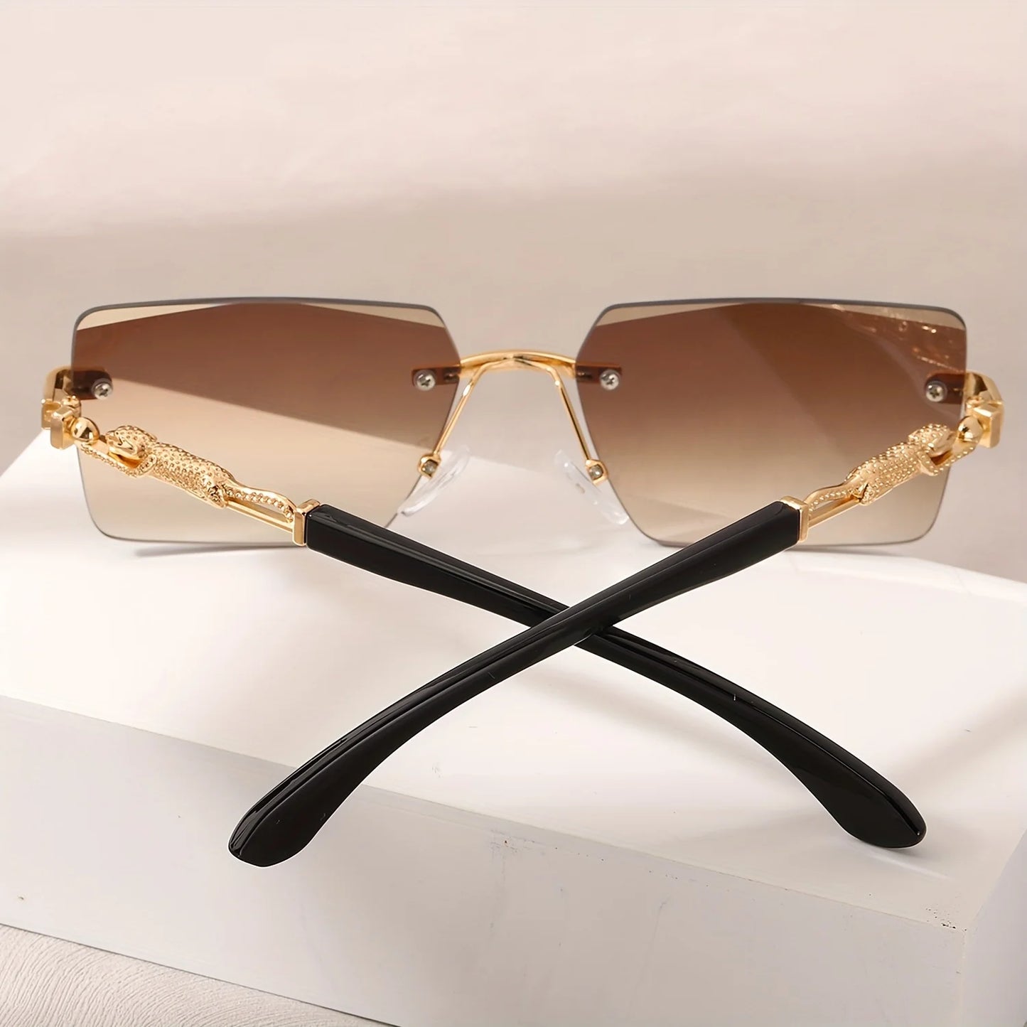 Lunettes de soleil luxueuses